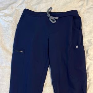 Figs “Yola” navy scrub pants